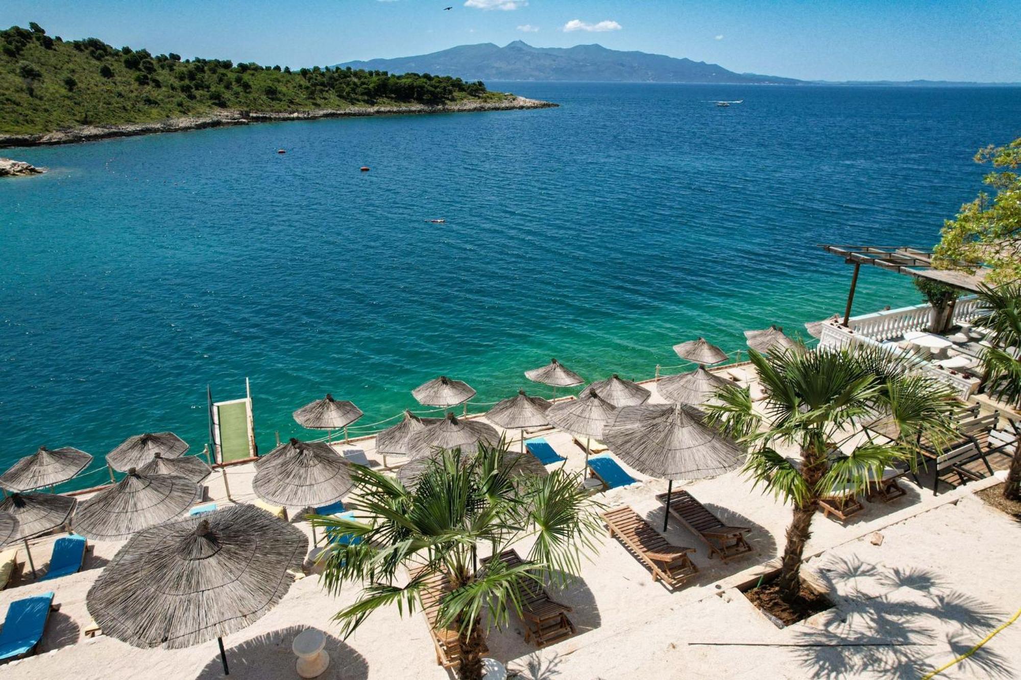 Villa Juna Beach Sarandë Eksteriør billede