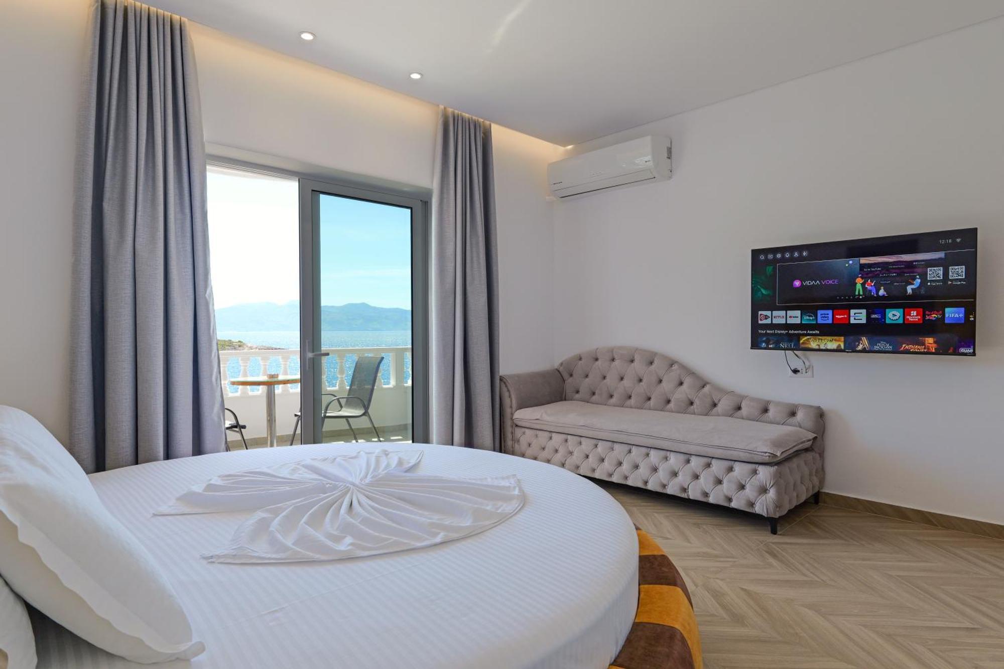 Villa Juna Beach Sarandë Eksteriør billede