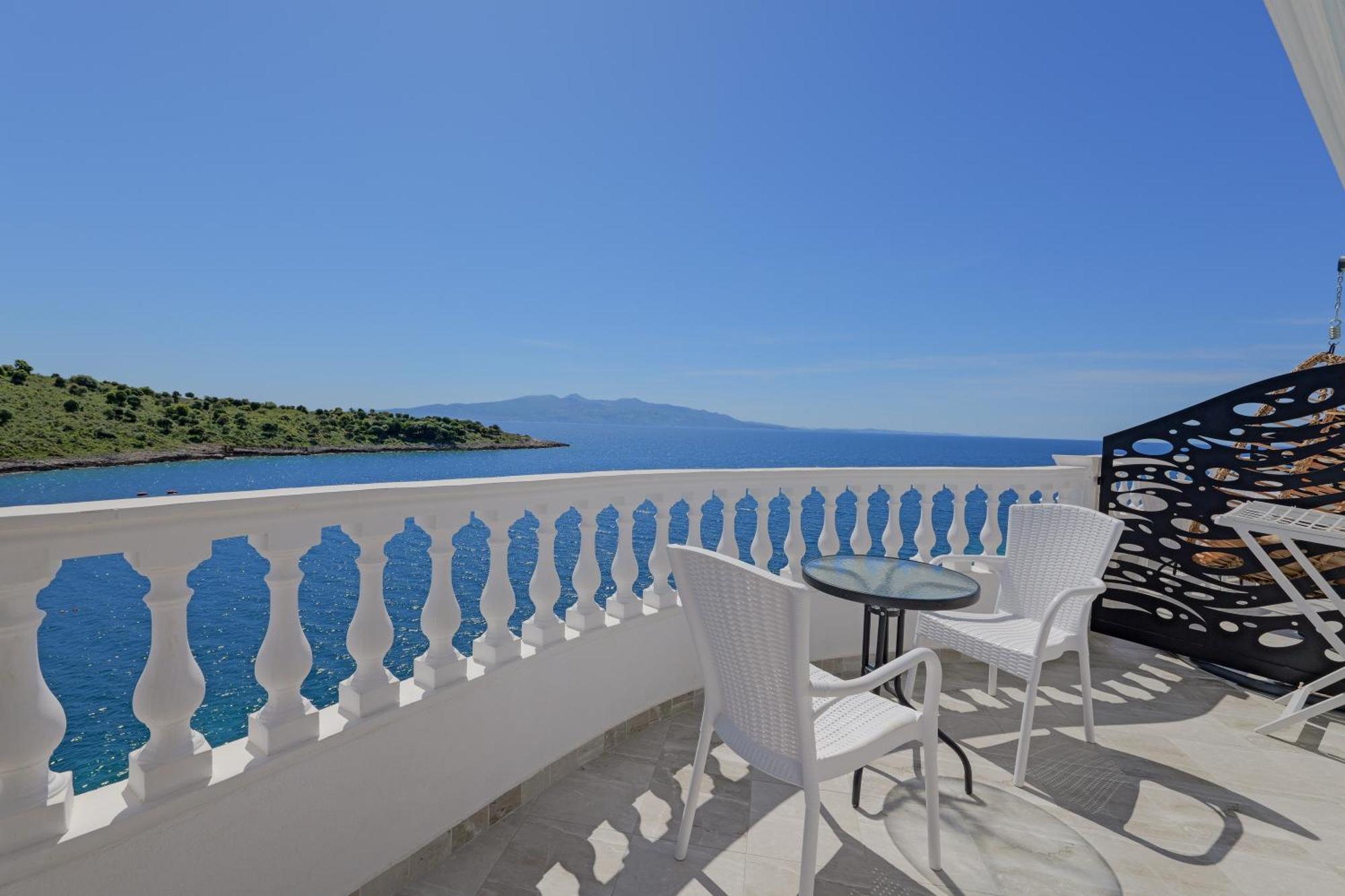 Villa Juna Beach Sarandë Eksteriør billede