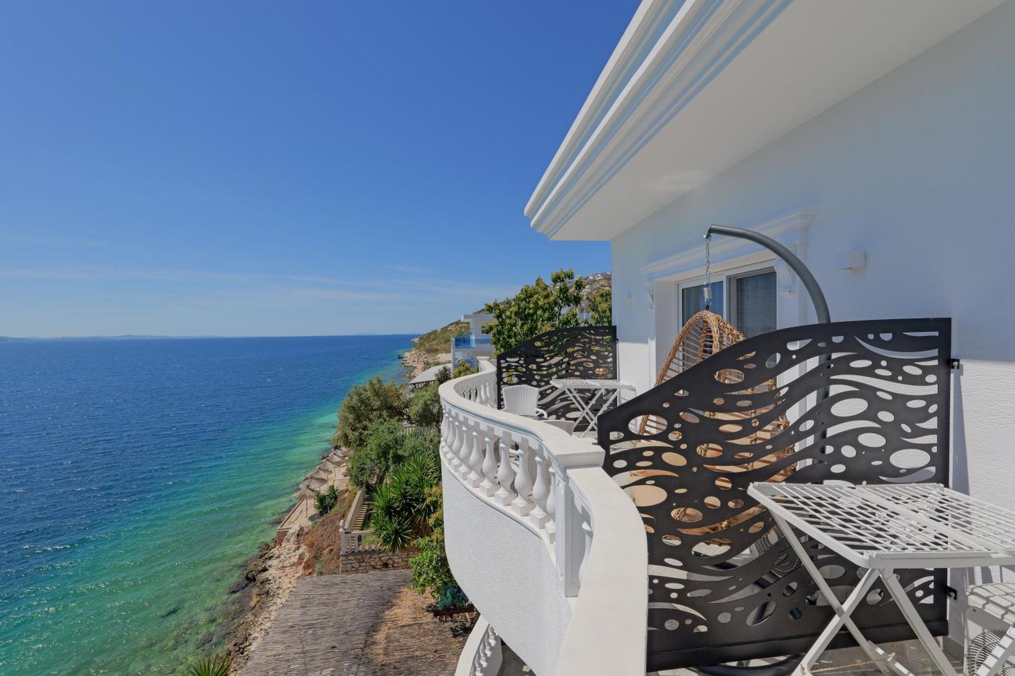 Villa Juna Beach Sarandë Eksteriør billede