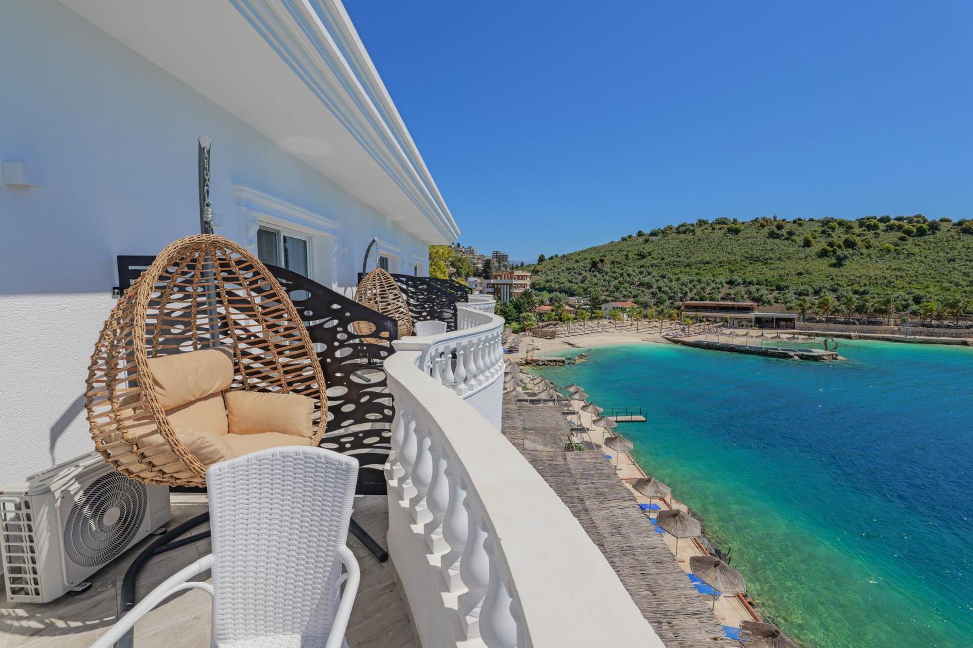 Villa Juna Beach Sarandë Eksteriør billede